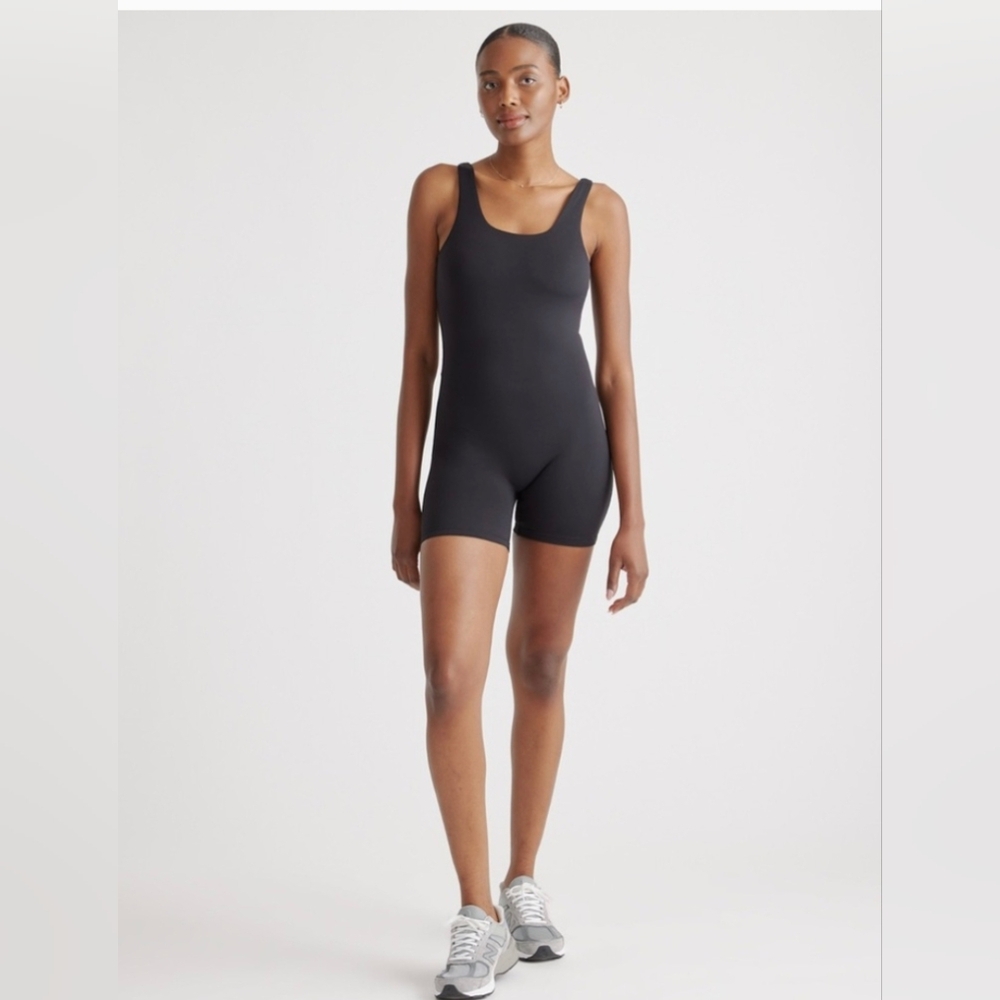 Quince Womens Ultra-Form Short Jumpsuit Work Out Shelf Bra Black XS